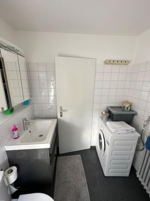 Apartamento Renovated Flat - Prime Location Near Marienplatz Stuttgart Exterior foto