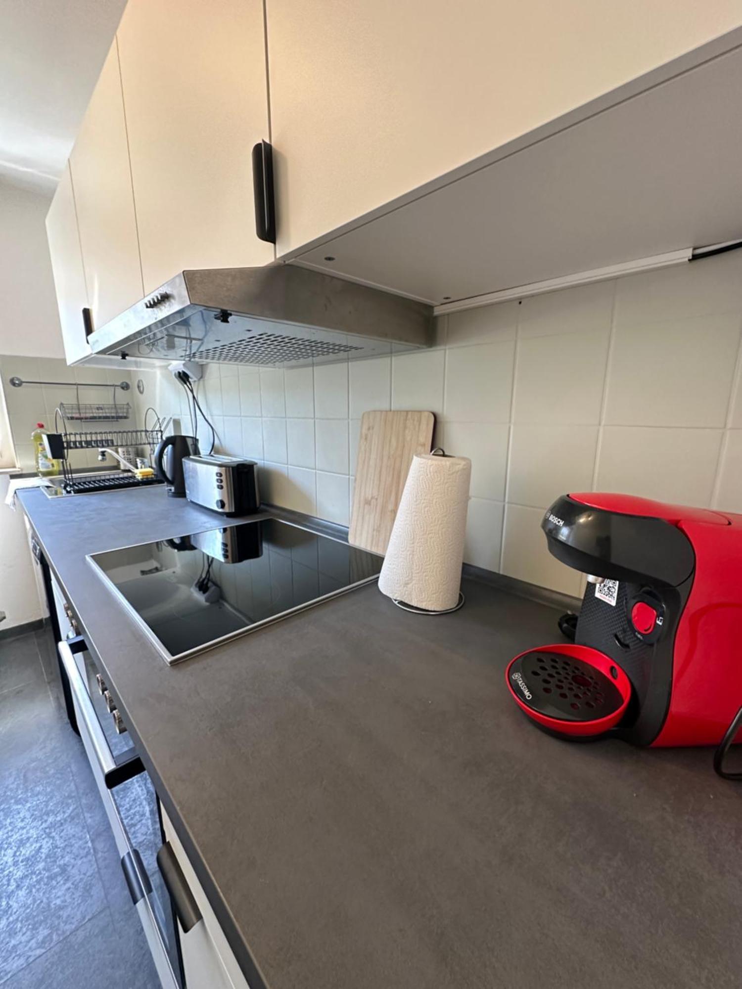 Apartamento Renovated Flat - Prime Location Near Marienplatz Stuttgart Exterior foto