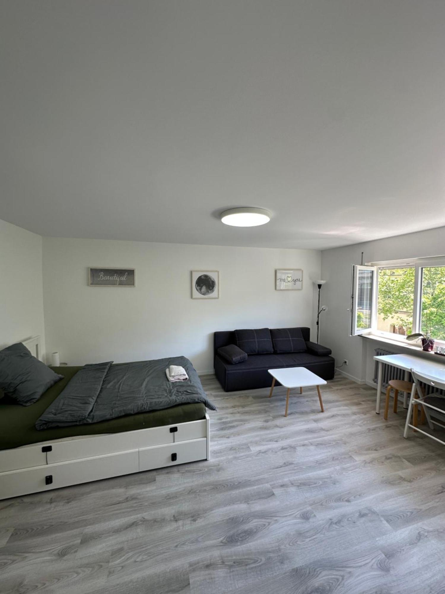 Apartamento Renovated Flat - Prime Location Near Marienplatz Stuttgart Exterior foto